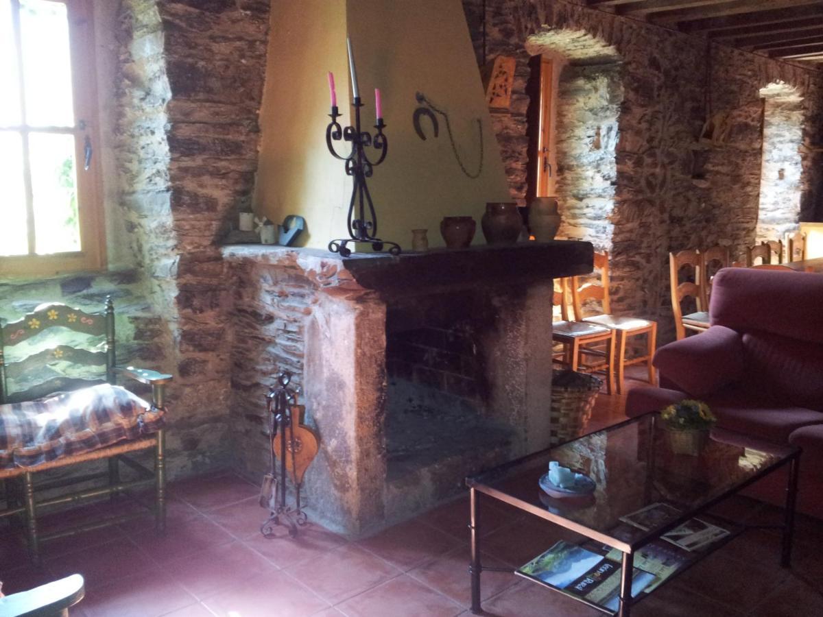 Hotel Rural El Urogallo Murias de Paredes Eksteriør bilde