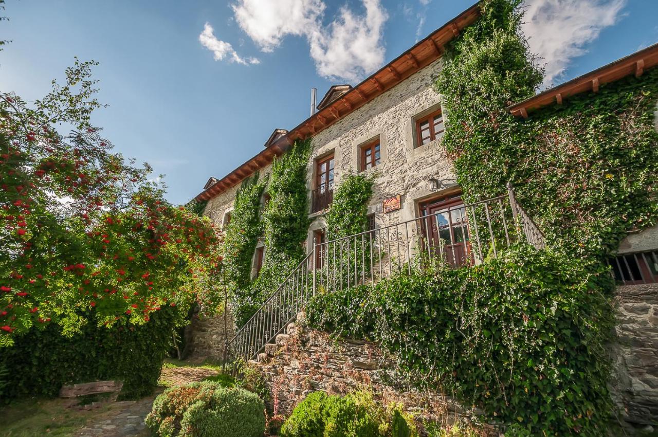 Hotel Rural El Urogallo Murias de Paredes Eksteriør bilde